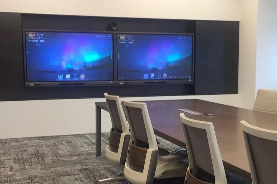 Meeting room with interactive display | Newline