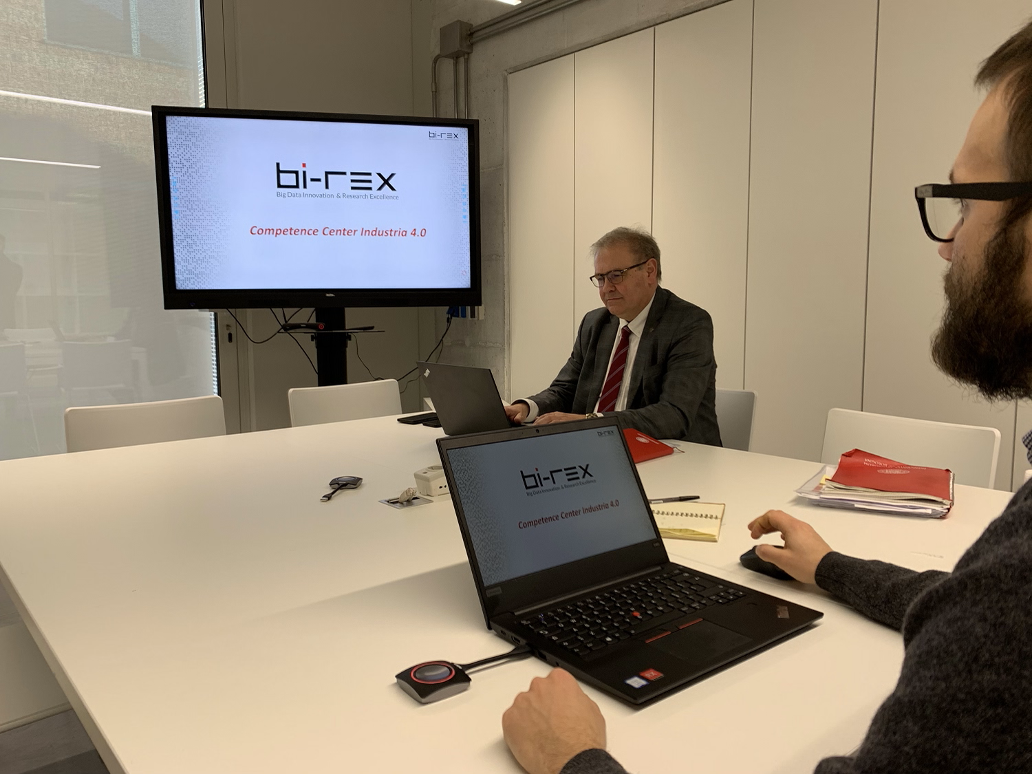 Je bekijkt nu BI-REX: Meeting rooms equipped with Newline Interactive displays