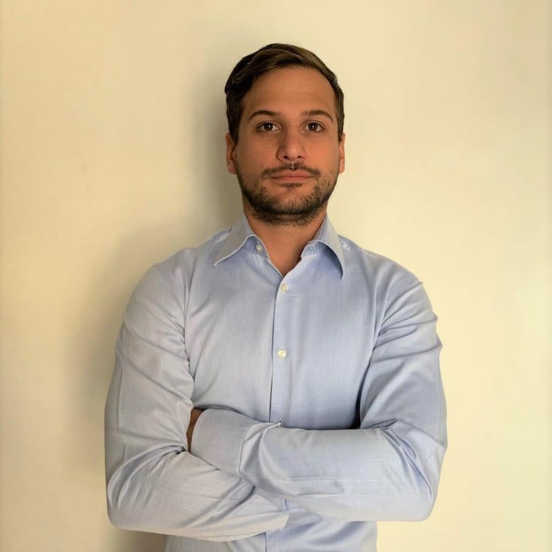 Du betrachtest gerade Interview mit Juan Pablo Silvestre, Learning Service Manager bei Newline Interactive: „Schulung bedeutet weit mehr, als nur den Umgang mit einem Produkt zu vermitteln. Es geht darum, seinen Wert verständlich zu machen.“